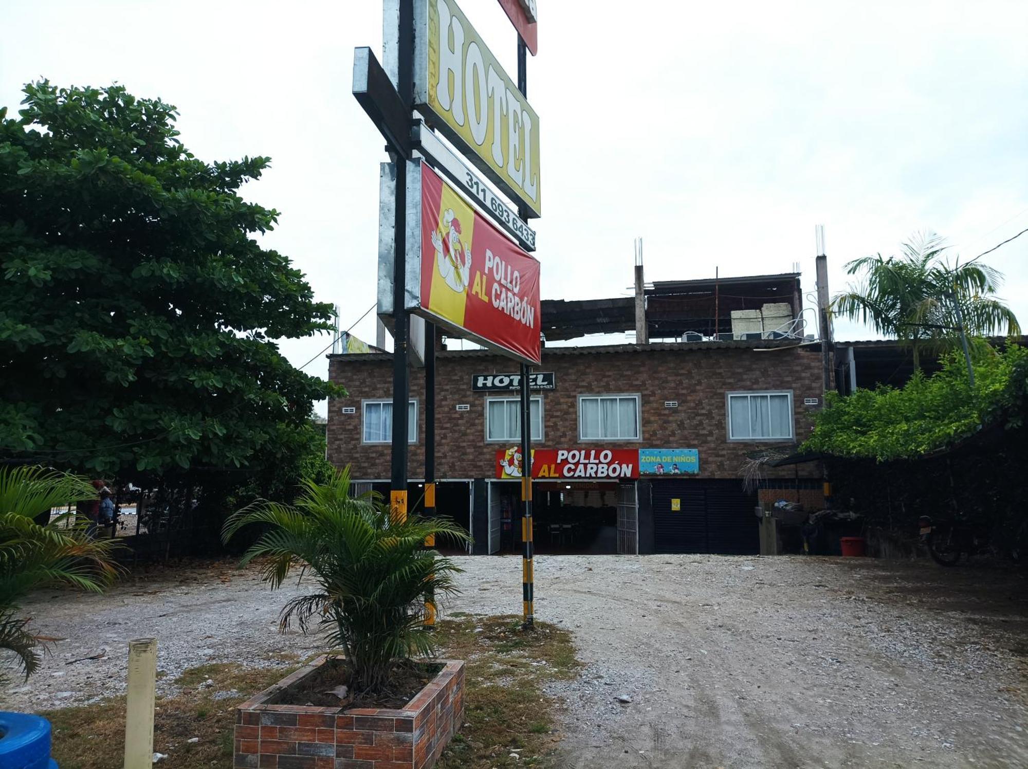 La Plazoleta Hotel Doradal Exterior foto